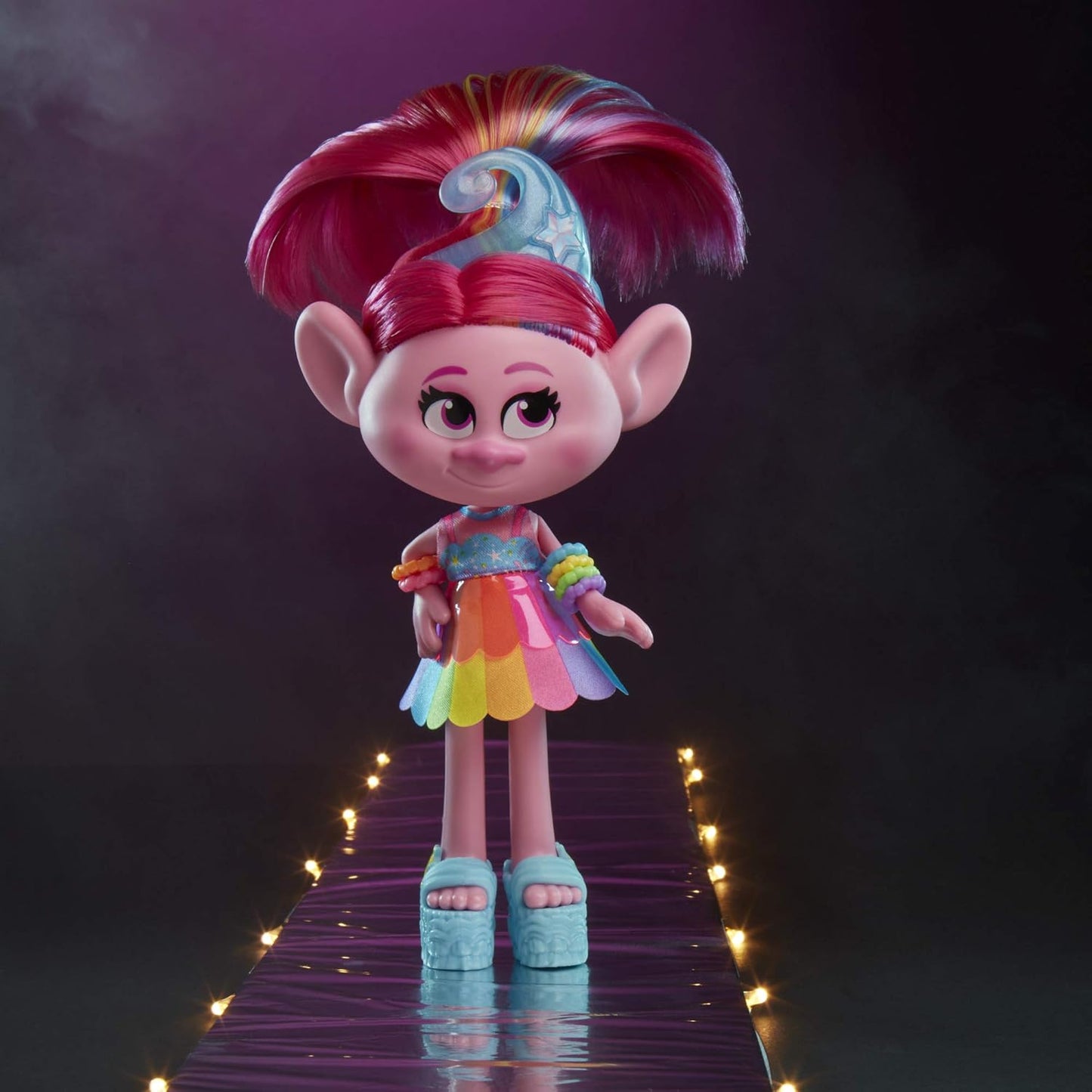 DreamWorks Trolls World Tour Glam Poppy Fashion Doll by Hasbro