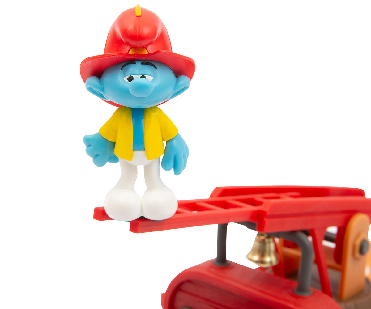 Giochi Preziosi The Smurfs Fire Engine Truck Playset – Firefighter Smurf Vehicle