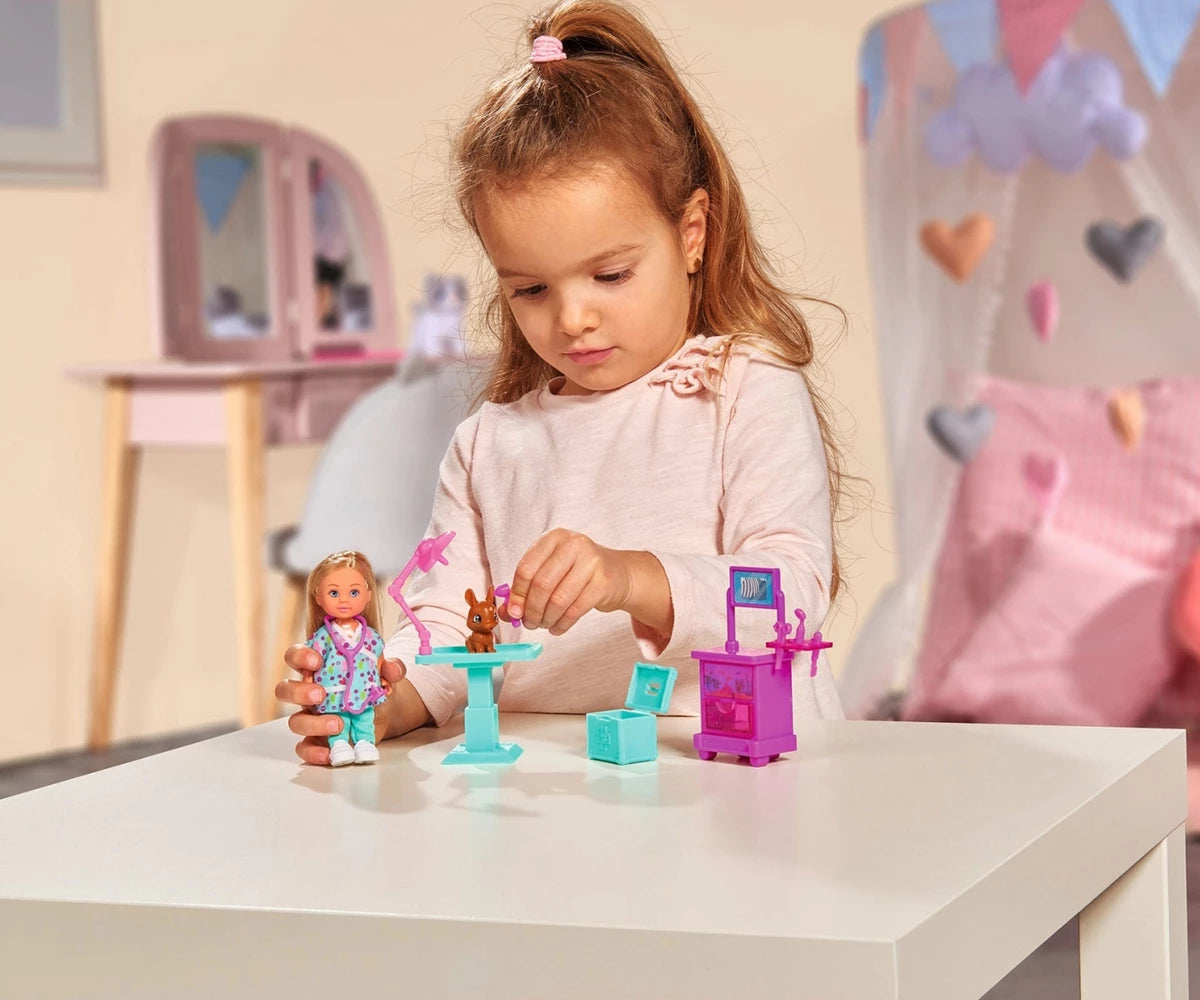 Simba Toys Evi Love Doctor Evi Clinic Vet – Doll Playset with Animal & Accessories