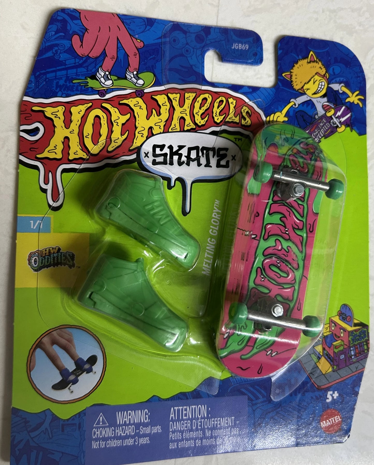 Hot Wheels Skate Tony Hawk Fingerboard & Shoes – Assorted Design | Mattel