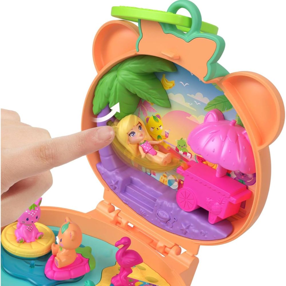 Mattel Polly Pocket Plushie Bear Compact Playset – Doll, 3 Pets & Bag Clip JKC79
